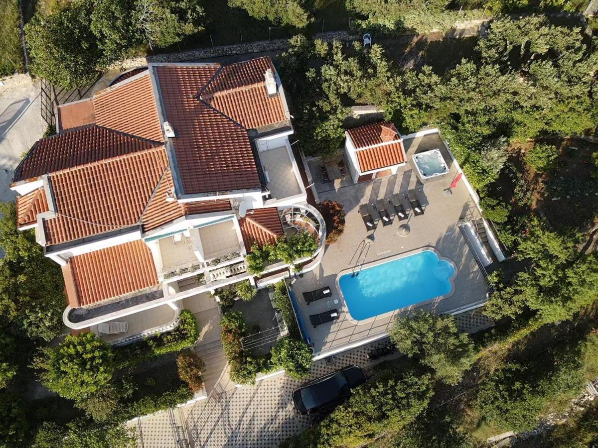 Villa Noa Makarska Exterior foto